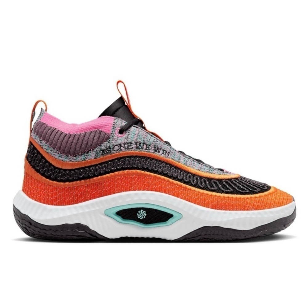 COPY - Nike A’ja Wilson Cosmic Unity “As One We Win” Men’s Size 9/Women’s 10.5 - Picture 1 of 15